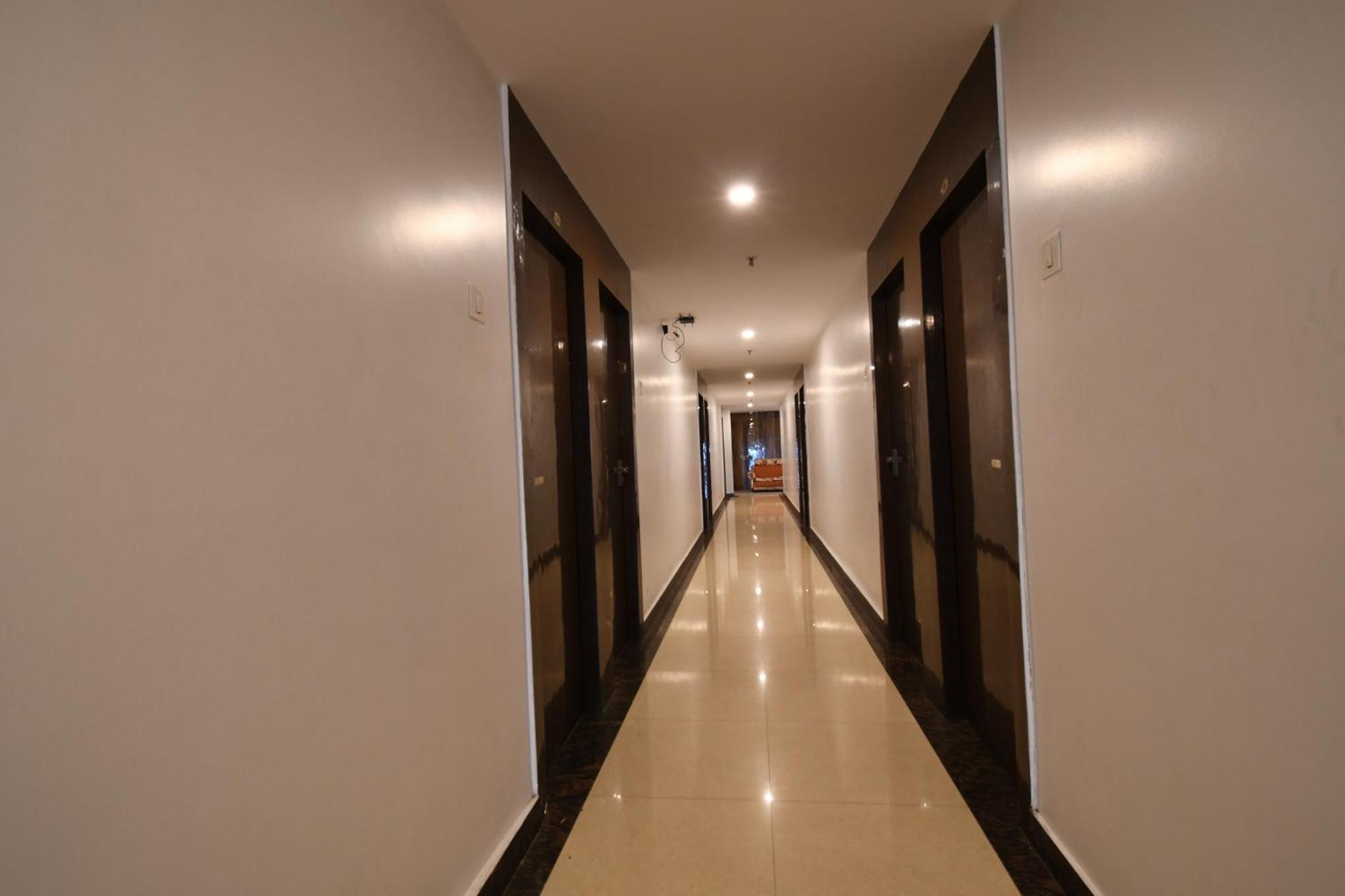 Hotel Jyoti International Asansol ภายนอก รูปภาพ