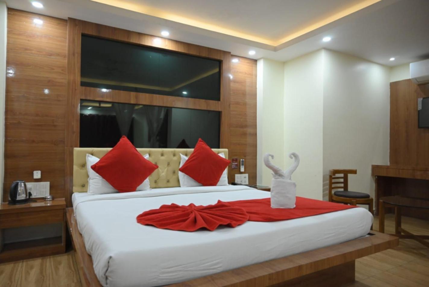 Hotel Jyoti International Asansol ภายนอก รูปภาพ
