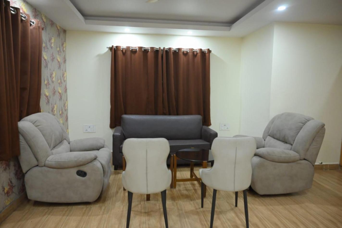 Hotel Jyoti International Asansol ภายนอก รูปภาพ