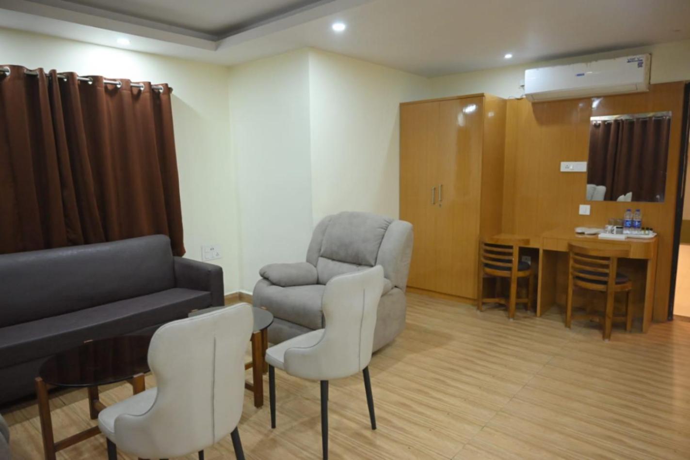Hotel Jyoti International Asansol ภายนอก รูปภาพ