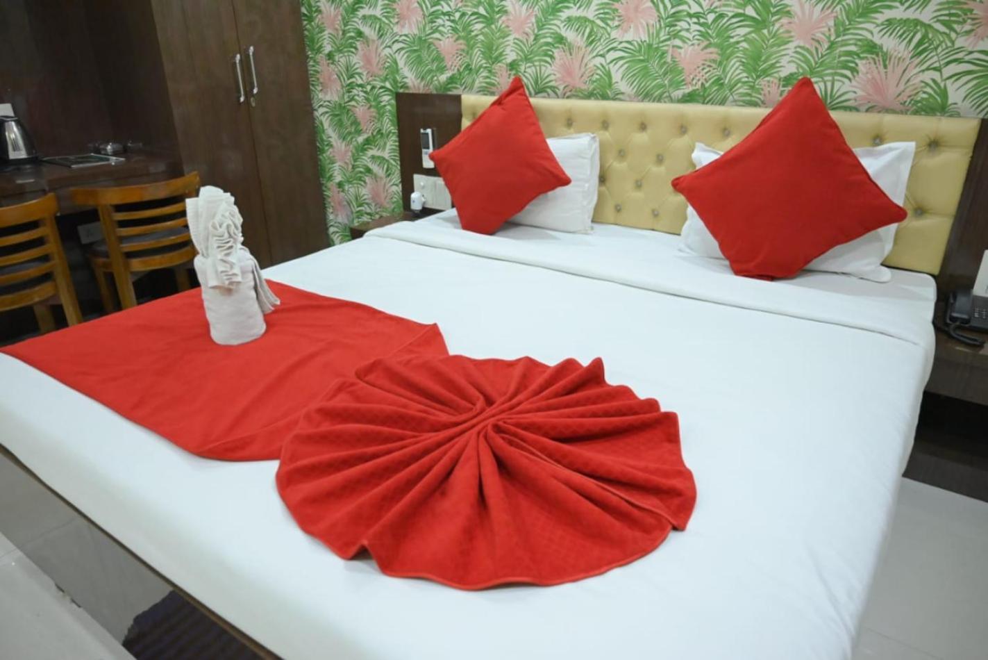 Hotel Jyoti International Asansol ภายนอก รูปภาพ